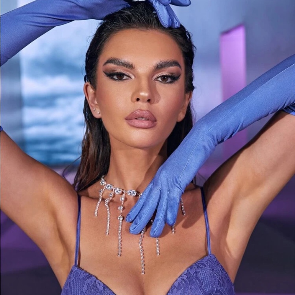 Long blue gloves